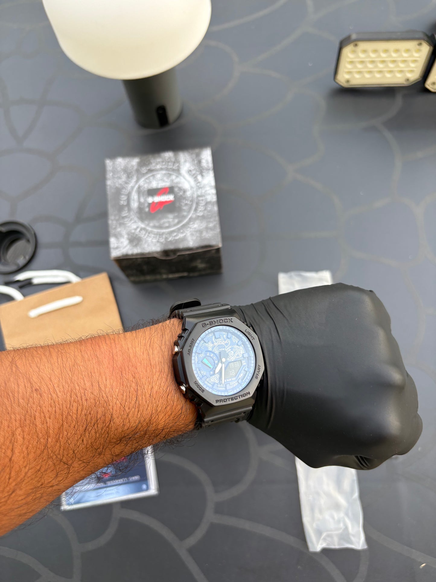 Montre G-Shock noir bleu motif