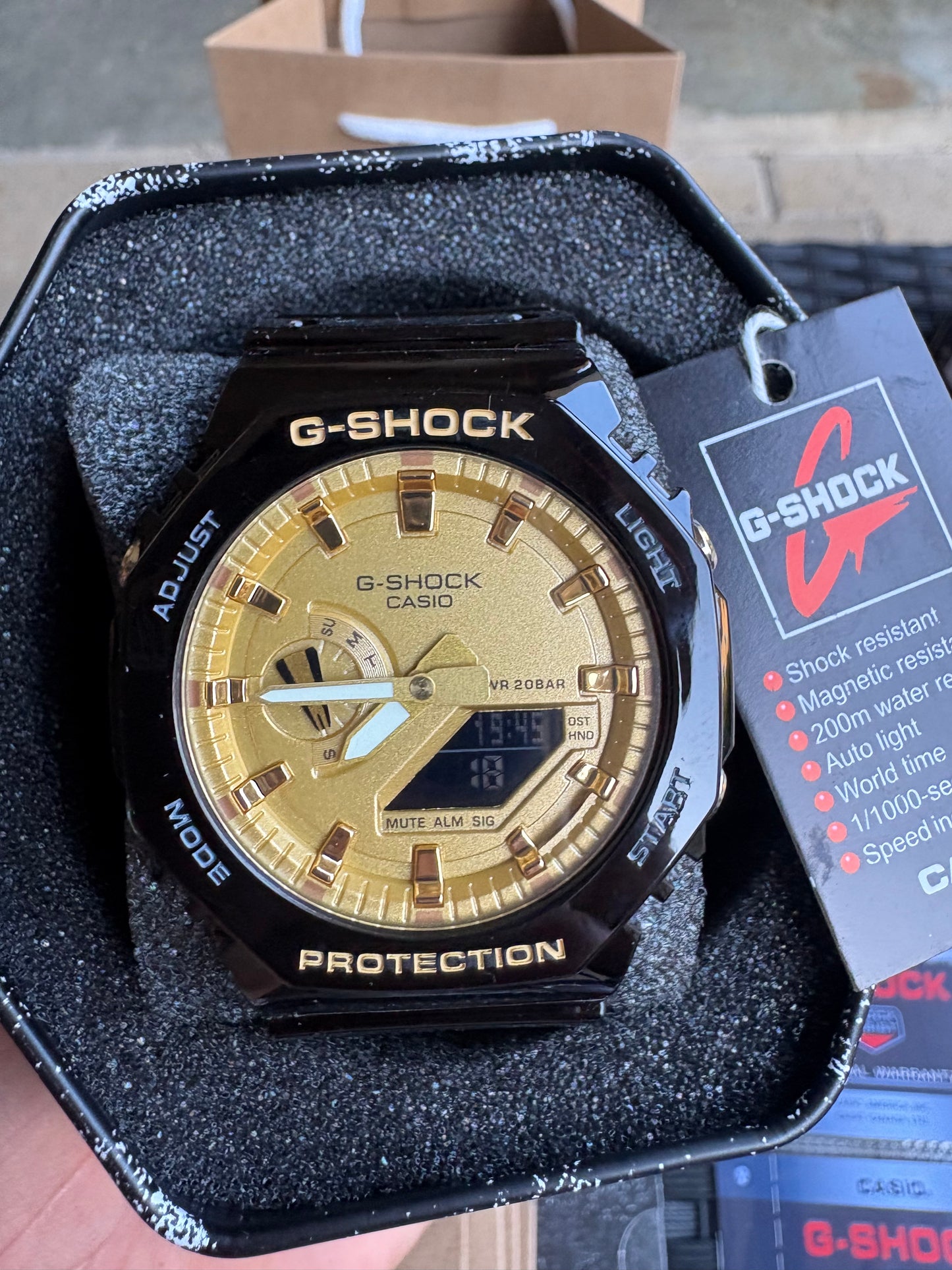 G-Shock Noir Or