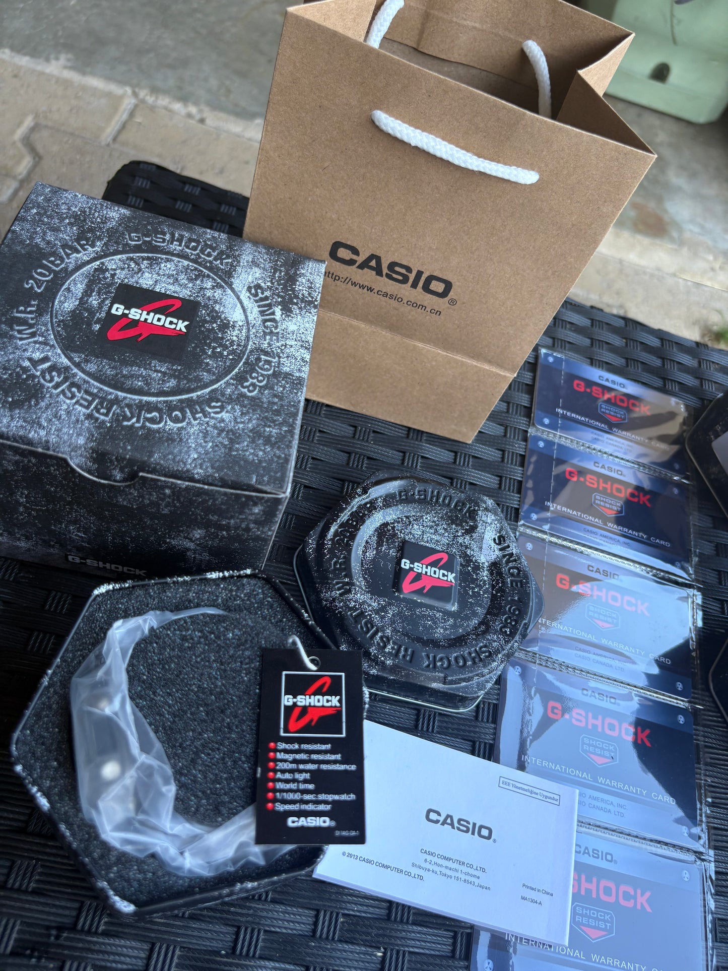 G-Shock Noir Or